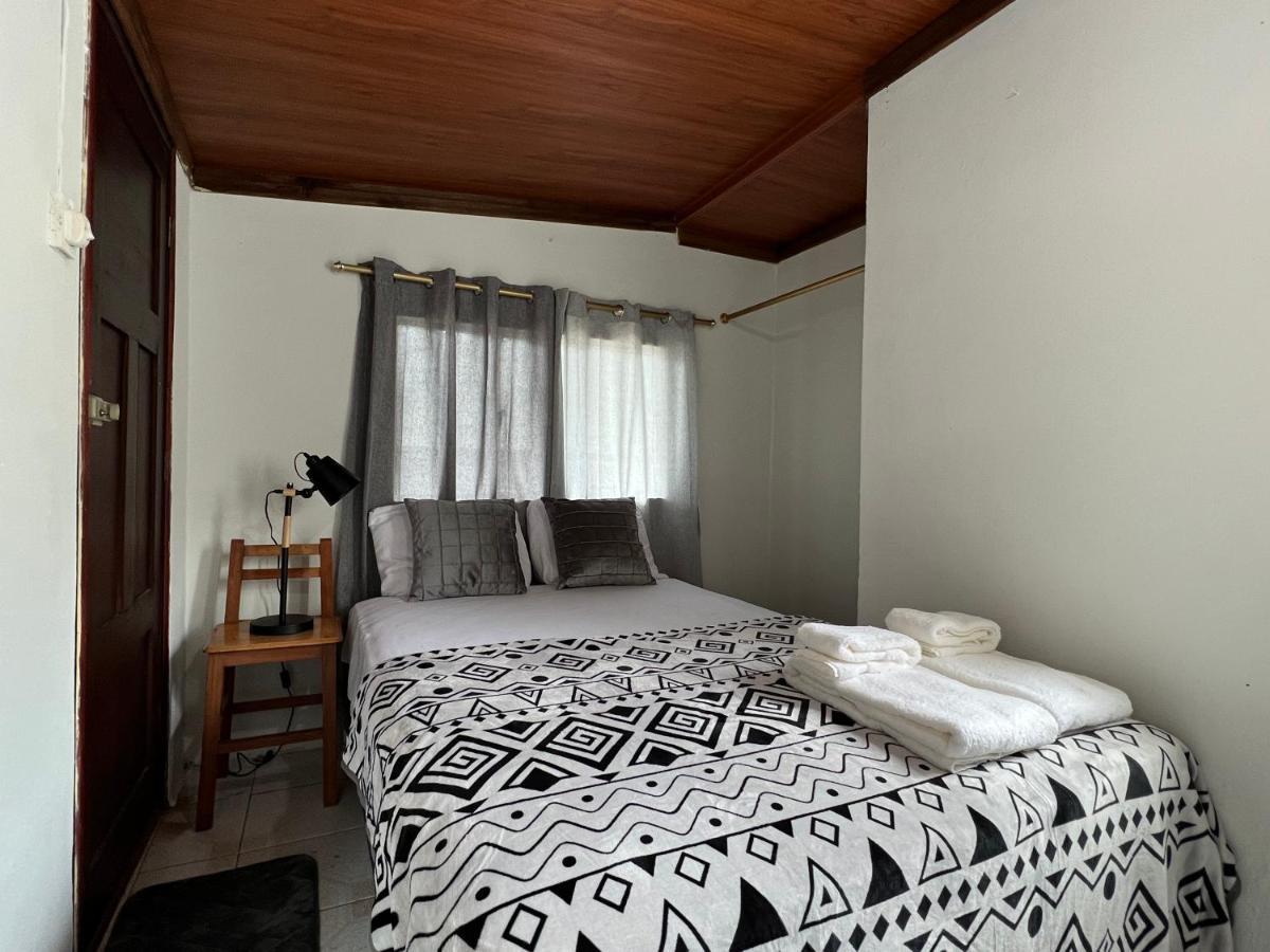 Tiny Apartment In The City Rooftop Terrace Baños Exteriér fotografie